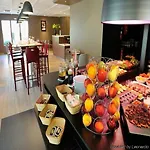 Campanile Bourg-en-bresse ~ 3*