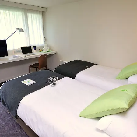 Hotel Campanile Bourg-en-bresse ~ 3*