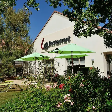 Отель Campanile Bourg-en-bresse ~ 3*